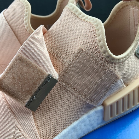 Adidas NMD R1 Straps Various Womens Sizes - Picture 11 of 13